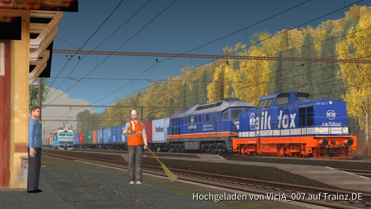 Small advertisement of next member LEW V100 family - extremely colorful variant for 'Raildox' company.
