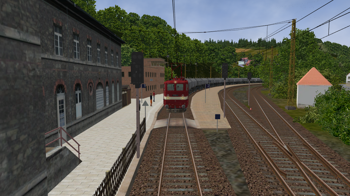 Bahnhof Rübeland - Güterzug ins Tal