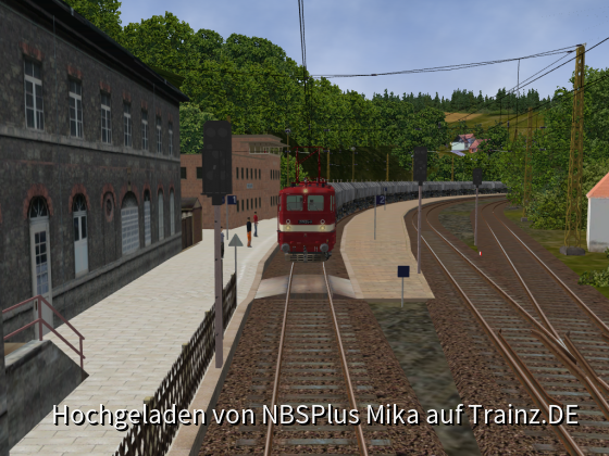 Bahnhof Rübeland - Güterzug ins Tal